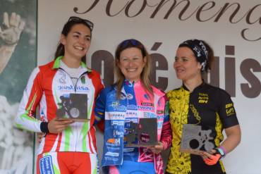 marcha cicloturista podio femenino