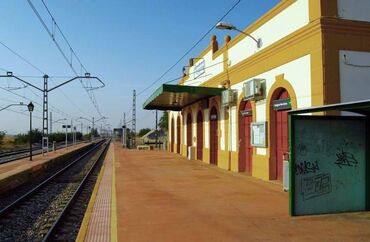 Estación de tren Yunquera de Henares Wikipedia 1