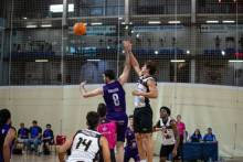 Inicio del derbi provincial. Foto: GUBasket/@DXTenGuada Derbi 1