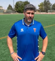 Juani Viñas entrenador del Azuqueca contará con los refuerzos de Cachorro y Solcan en la vuelta a la competición Foto C.D. Azuqueca