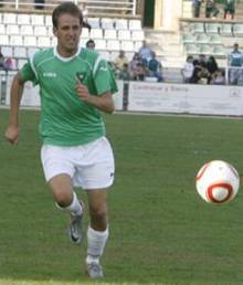 Javi Robledo yunqueradehenares.com autor del gol del Yunquera 1