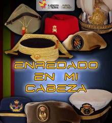 Exposición gorros militares Ejército Tierra