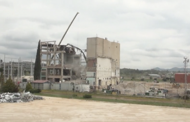 demolicion edificio turbina zorita