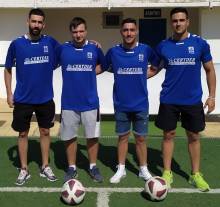 Los cuatro nuevos fichajes del club posando con la elástica oficial. Foto Juanma Palomares 1 1