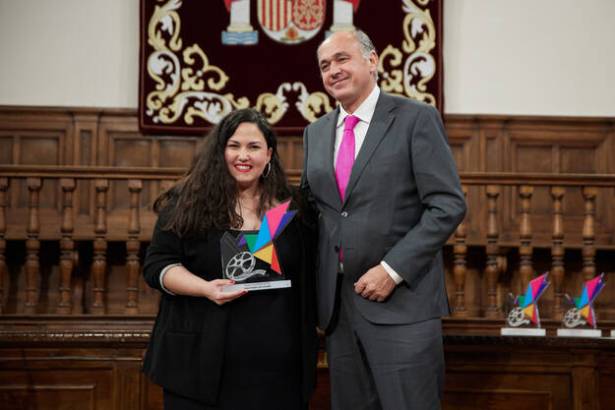 Laura Galán actriz premios Cygnus UAH Rector