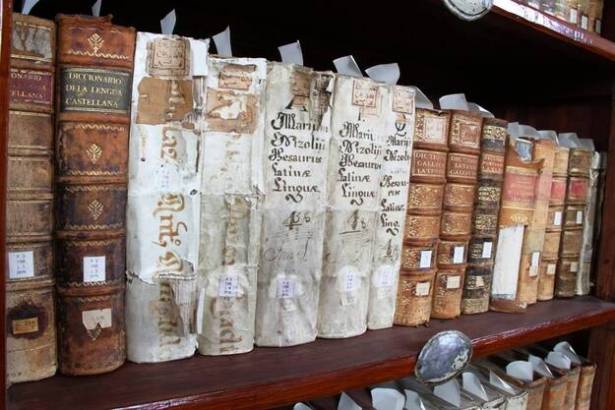 Universidad de Puebla  Biblioteca Palafoxiana 05