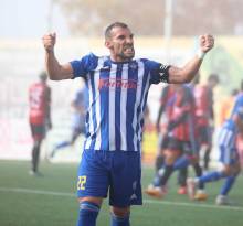 Carlos García celebra con rabia la victoria del Villarrubia ante el Azuqueca Foto Formac Villarrubia F.C. 1