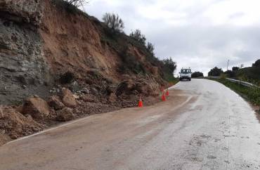 Carretera Illana GU249 Limpieza desprendimiento y señalización 1