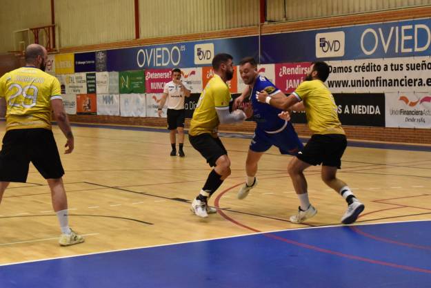 BM Guadalajara  - Oviedo UNIÓN FINANCIERA BM BASE OVIEDO 3