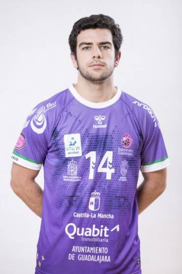 José L. Román renueva una temporada más con el BM. Guadalajara