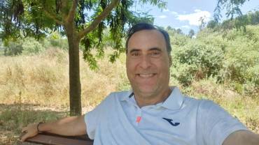 ANTONIO DE MIGUEL. 1