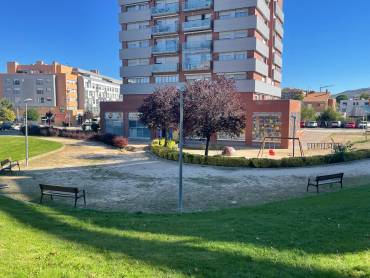 nuevo parque infantil en rotonda provincias