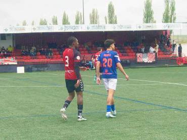 El Azuqueca que empezó fuerte se relajó y a punto estuvo de dilapidar su ventaja de cuatro goles ante Cazalegas 1