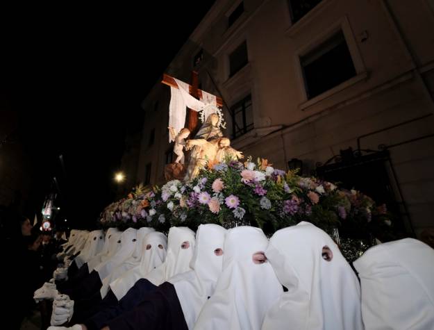 Semana Santa 2025 COFRAD. DE LA PASIÓN Foto Bonilla 8