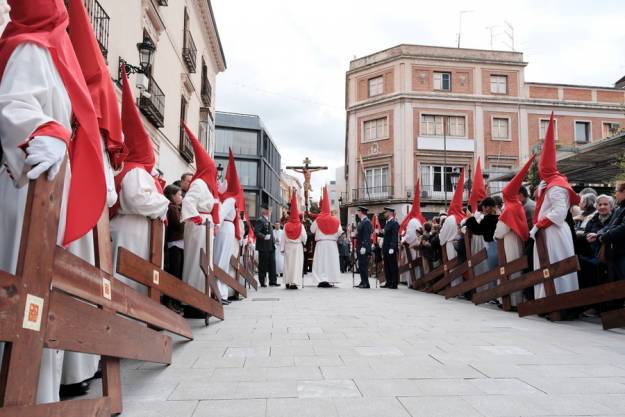 Semana Santa 2025 Viernes Santo C. AMOR Y PAZ Y ENCUENTRO  Foto Bonilla 2