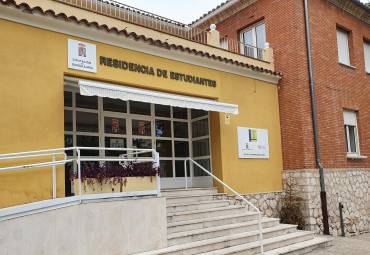 Residencia Estudiantes Diputación entrada
