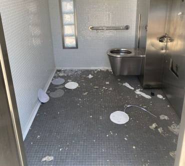 Aseos públicos vandalismo La Chopera Foto Luis Barra 3 1
