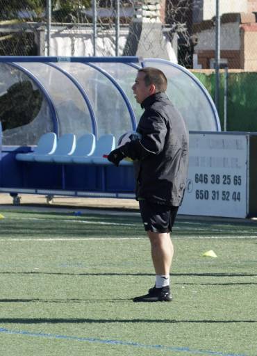 Rubi un estudioso del fútbol ha mostrado compromiso dedicación y constancia en el Alovera - copia