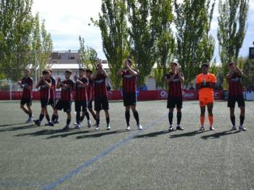 En el C.D. Azuqueca ya han empezado la ronda de negociaciones con los componentes del plantel de jugadores tras la enovación del entrenador 1