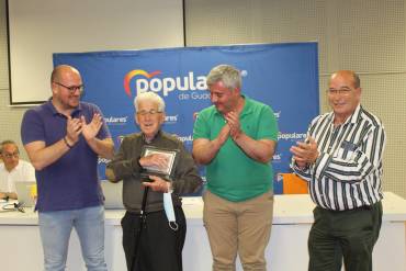Foto homenaje Mauricio Martinez