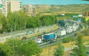 Accidente A-2 camión
