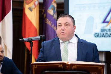 Alberto Guerro, alcalde Alcolea Pinar/ Diputación Guadalajara Alberto Guerrero Promesa cargo diputado provincial