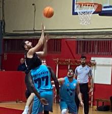 Gran trabajo de Echeverría. Foto: Luis Barra. BAZU 1