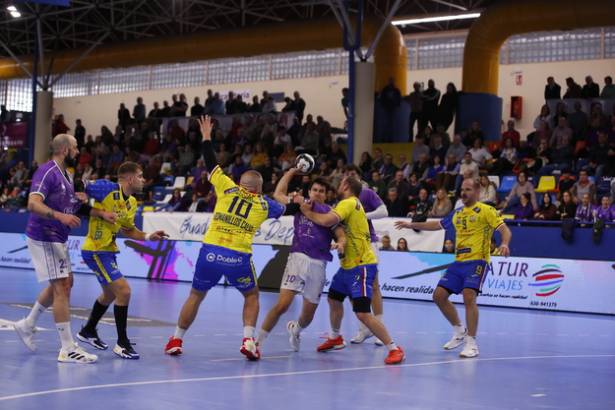 BM Guadalajara - Caserío Cuenca Foto Santi Molina 4