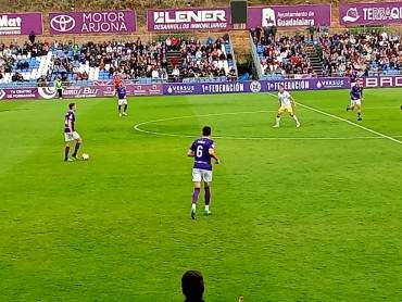 El Deportivo Guadalajara que hizo un mal partido cayó 0-2 en el Escartín ante el Mérida Foto Ismael Andrés