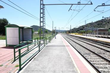 Estación de Baides/ ADIF Estacion de Baides 06-m