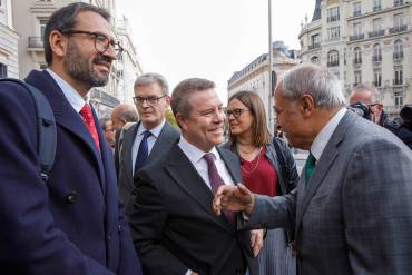 Estatuto CLM en el Congreso Page - Irízar