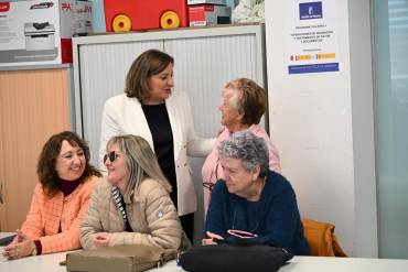 Patricia Franco consejera de Economía visita Villanueva de la Torre