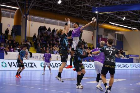  U5I4545 Santi Molina