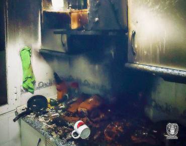 Incendio cocina Padre Tabernero Foto Bomberos de Guadalajara 1