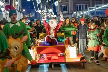 desfile papa noel 2024 ayto gu
