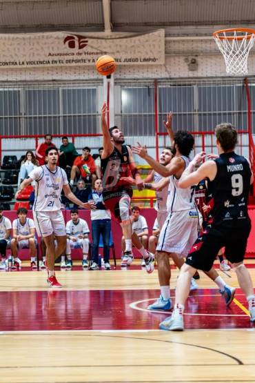 Recucym Bazu vence a Pintobasket tras una prórroga emocionantísima Foto Bazu Azudense