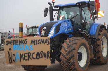 Foto: APAG. Tractorada APAG Mercosur 1