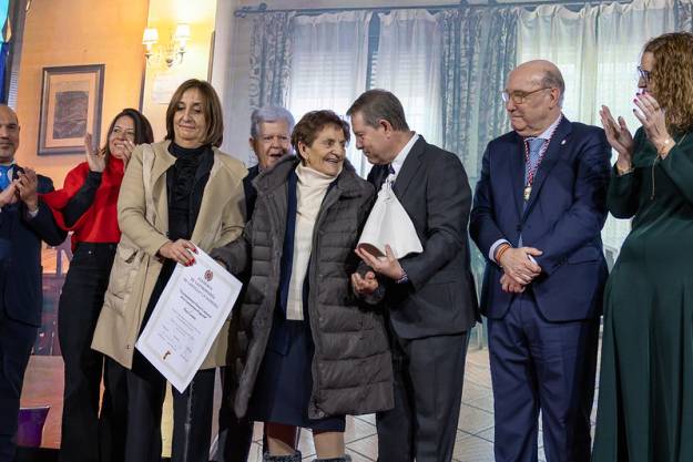 Broches Gastronómicos Cogolludo Page Abuela Pura Lorente del restaurante Casa Pura de Peralejo de las Truchas