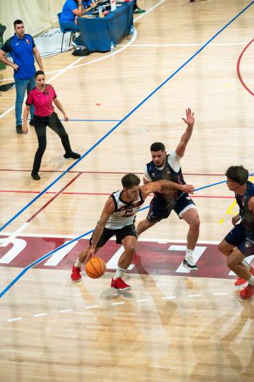 Derrota de RECUCYM BAZU ante Baloncesto Telde tras un partido muy igualado que se abrió al final