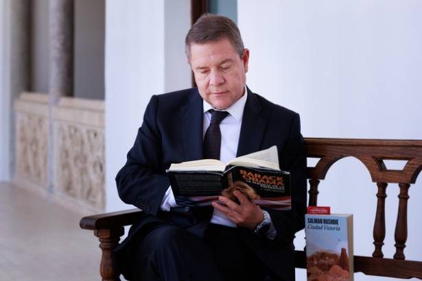 Page Día del Libro 2026.JPG 1