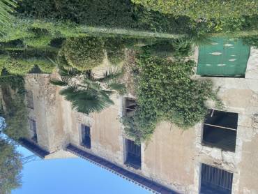 Real Fábrica de Paños Brihuega Hotel Balneario Inicial con ventana y puerta