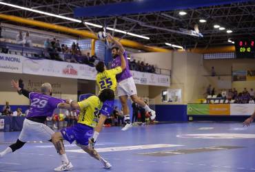 Sanicentro BM. Guadalajara reinicia la segunda vuelta el miércoles ante BM. Logroño Foto Santi Molina