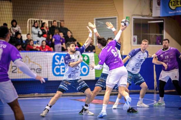 BM Guadalajara - Cangas Foto Óscar Gronard 1