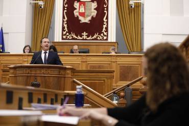 Cortes CLM - David Moreno pleno burka