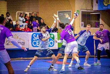 Derrota importante de Sanicentro BM. Guadalajara ante Frigoríficos del Morrazo Foto Óscar Gronard  DXTenGuada