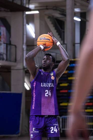 Diallo fue el mejor jugador de Lujisa ante ADC.Boadilla Foto Santi Molina DXTENGUADA