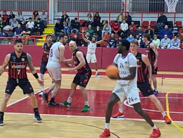 Lujisa derrotó a un Recucym Bazu al que perjudicaron los colegiados Foto Luis Barra 1