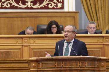 El consejero de Hacienda y Administraciones Públicas Juan Alfonso Ruiz Molina 2 1 1