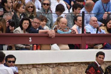 Brihuega-ambiente-plaza