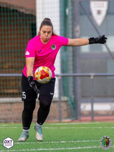 Laura García guardameta dinamista completó un buen encuentro junto al resto de compañeras